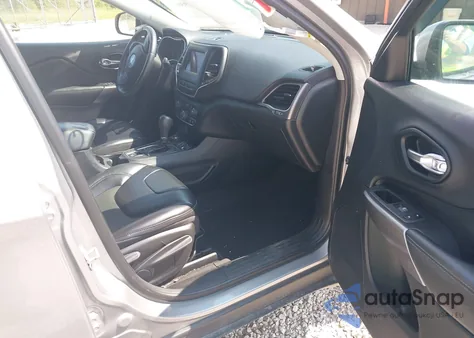 2019 Jeep Cherokee Latitude Plus 4X4 из США, поврежденный, VIN 1C4PJMLB1KD472591